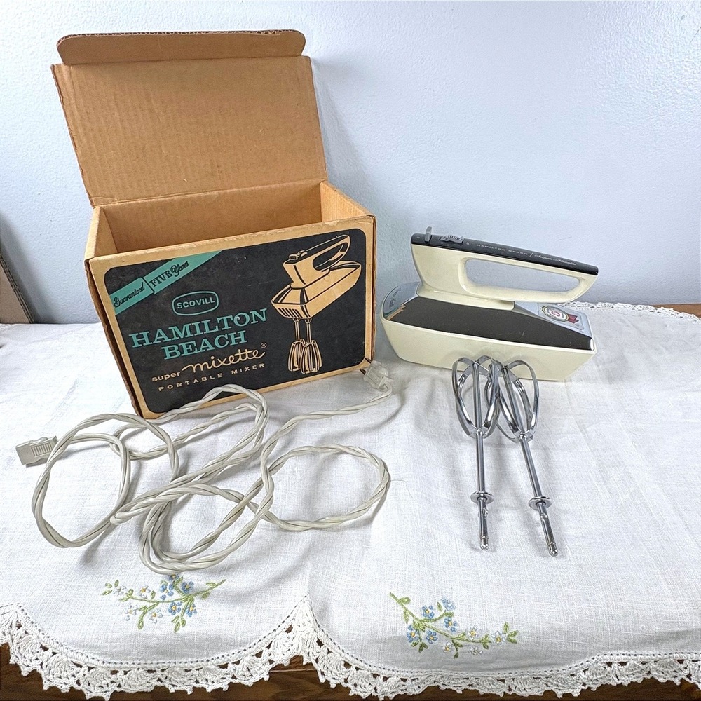 Vintage Hamilton Beach Super Mixette Model 79-1 Hand Mixer With Box.  WORKS